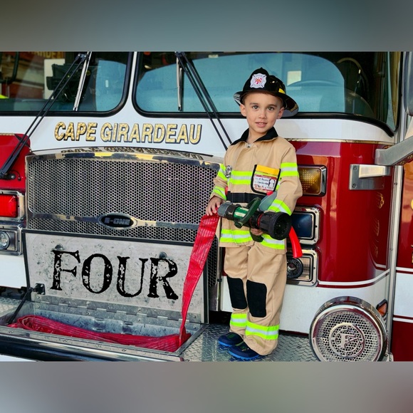 Kayla Howard - Picture 16 of 16